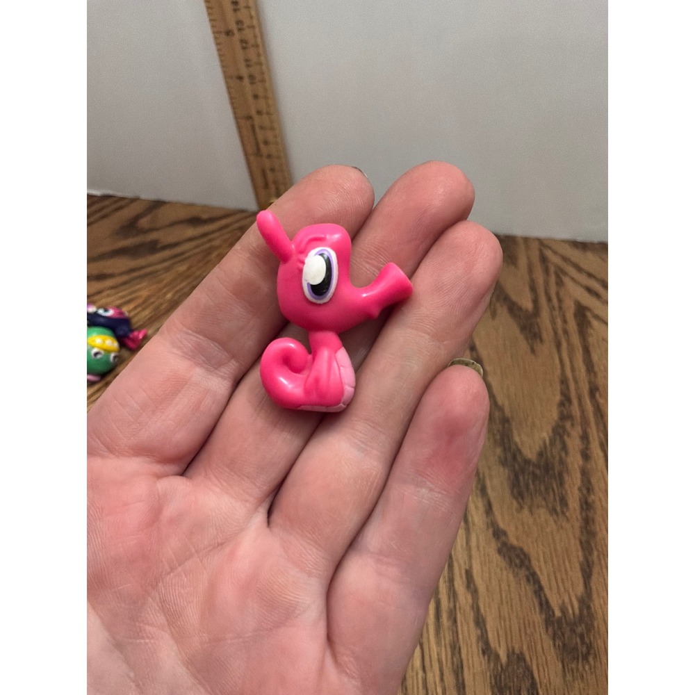 Kidcore Unisex Moshi Monsters Seahorse Figure Small Pink